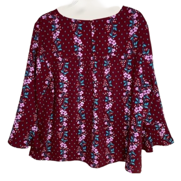 Floral Blouse Flutter Sleeve - Picture 1 of 10